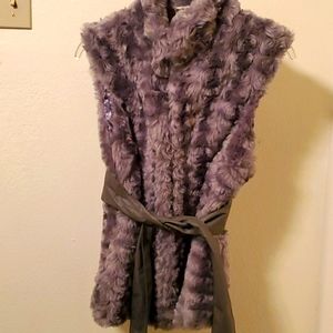 Kaktus Faux Fur Small Gray Belted Vest
